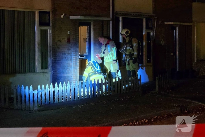 Brandweer controleert situatie na explosie