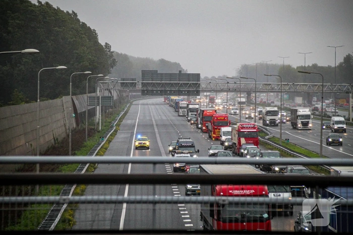 Zware aanrijding leidt tot grote verkeershinder