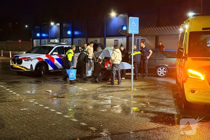 Voetgangster aangereden door auto