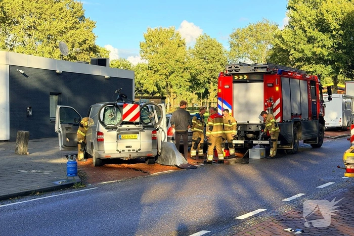 Brand door kortsluiting in accu