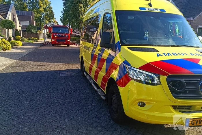 Vrouw breekt been bij uitstappen uit bed