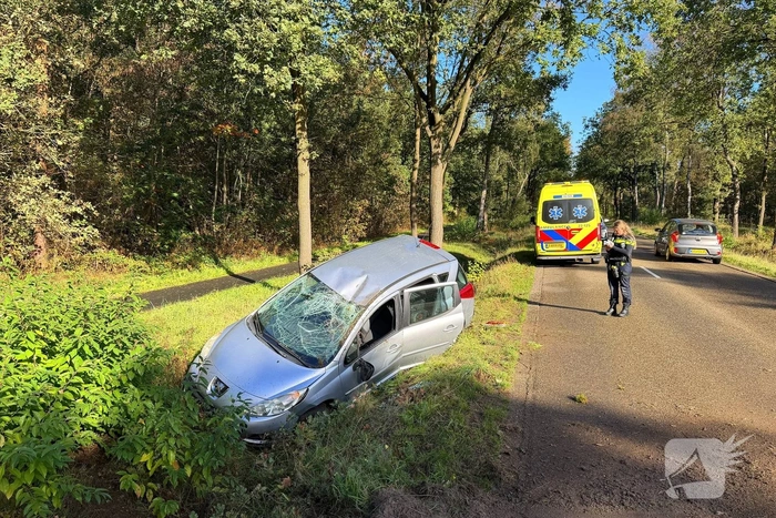 Jongeman gewond bij eenzijdig ongeval