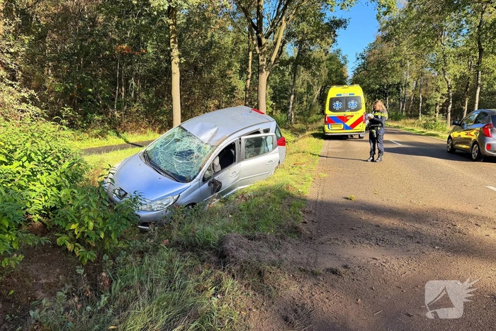 Jongeman gewond bij eenzijdig ongeval