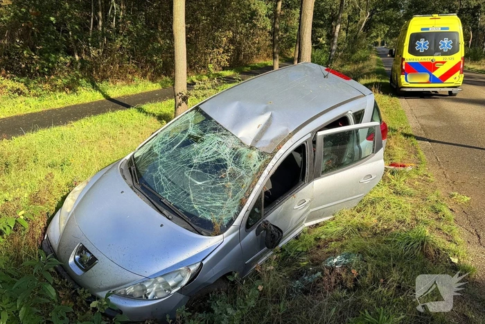 Jongeman gewond bij eenzijdig ongeval