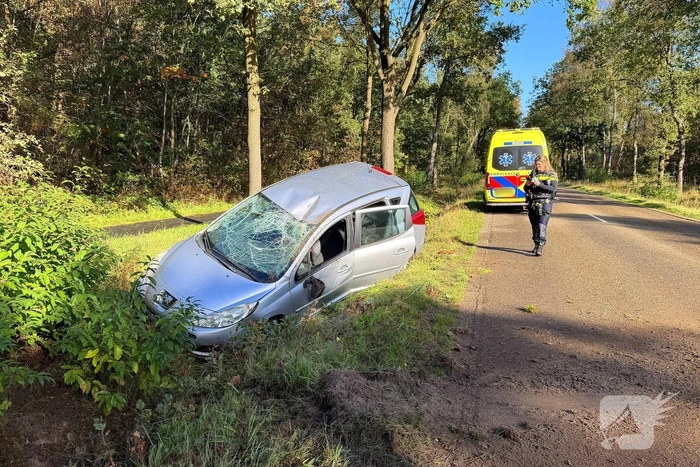 Jongeman gewond bij eenzijdig ongeval
