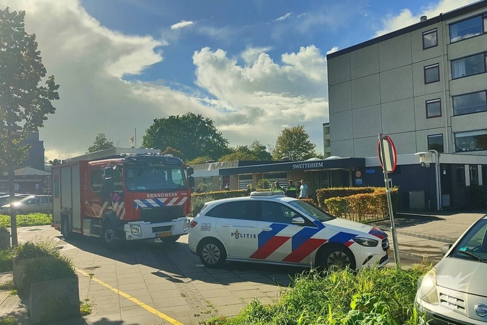 Brandweer ventileert woning na brandmelding