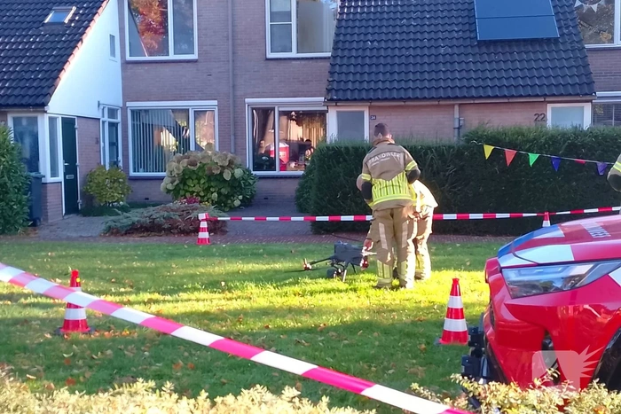 Grote brand op dak van woning, NL-Alert verstuurd