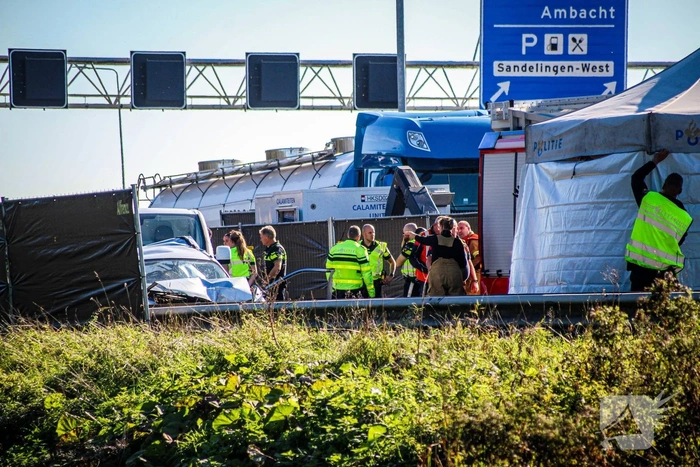 Dode en zwaargewonden na ongeluk op snelweg