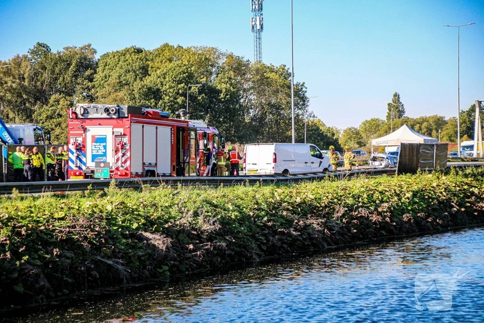 Dode en zwaargewonden na ongeluk op snelweg