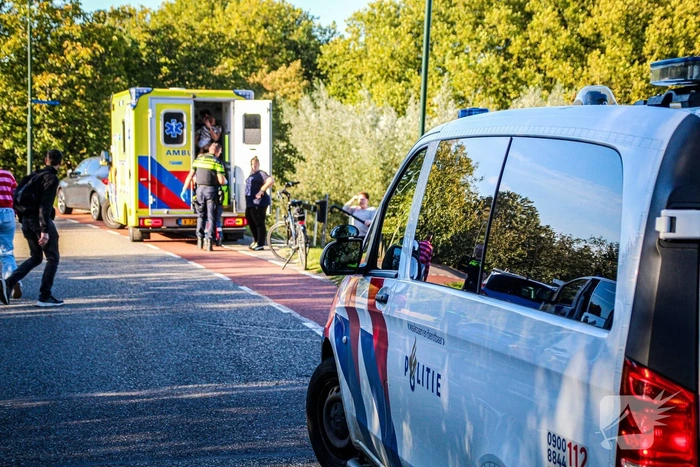 Kindje aangereden na ontsnapping uit poort