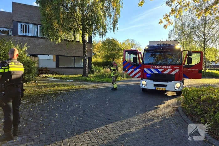 Brandweer voorkomt overslag bij brand