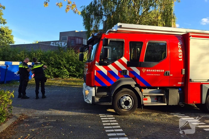 Brandweer voorkomt overslag bij brand