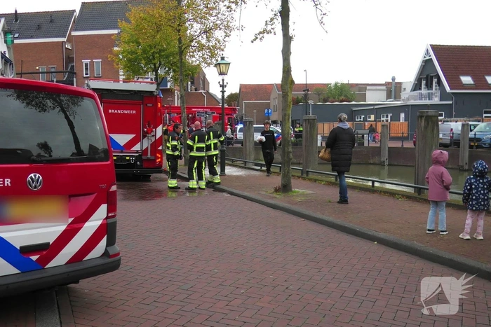 Brandweer en ambulance ingezet voor persoon te water