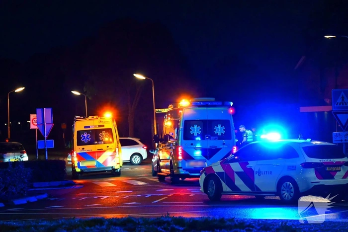 Voetganger geschept op zebrapad