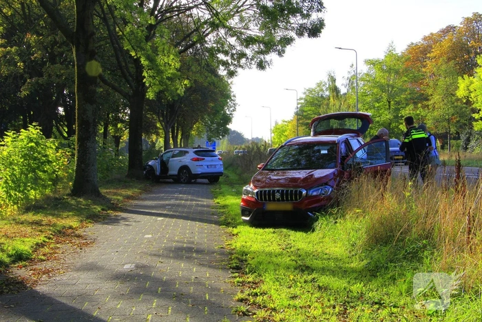 Ongeval tussen twee voertuigen leidt tot schade en verkeershinder