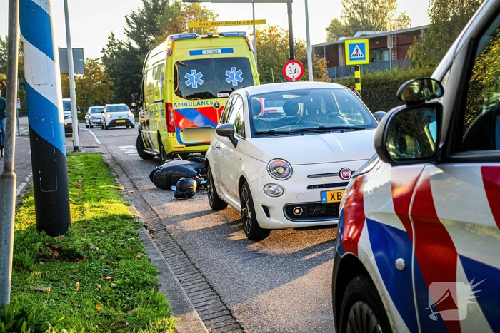 Scooter total-loss na aanrijding