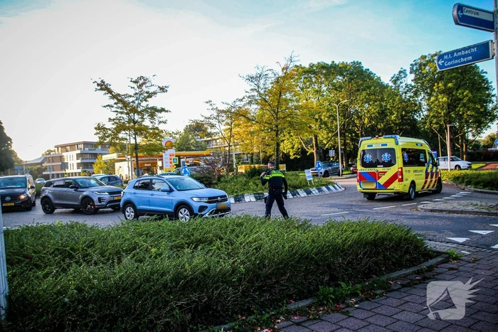 Ongeval op rotonde tussen fietser en auto