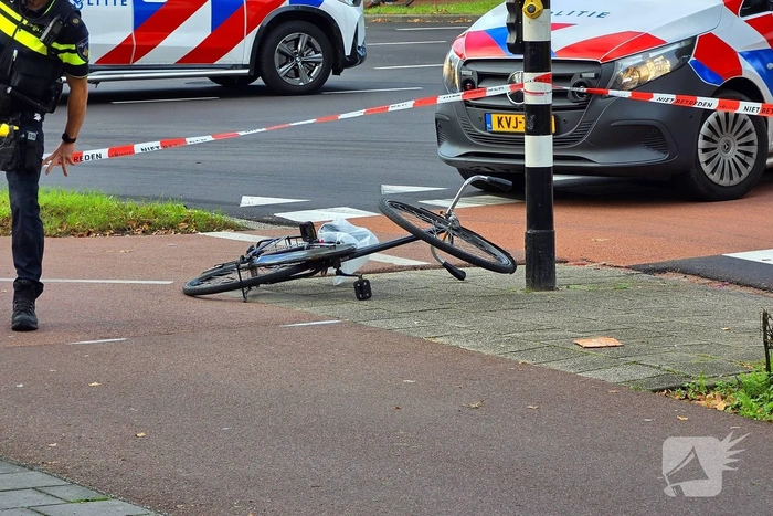 Kind overleden na aanrijding met vrachtwagen