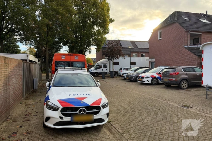 Dode vrouw aangetroffen , politie gaat uit van misdrijf