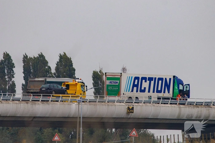 Ongeval op snelweg leidt tot lange file