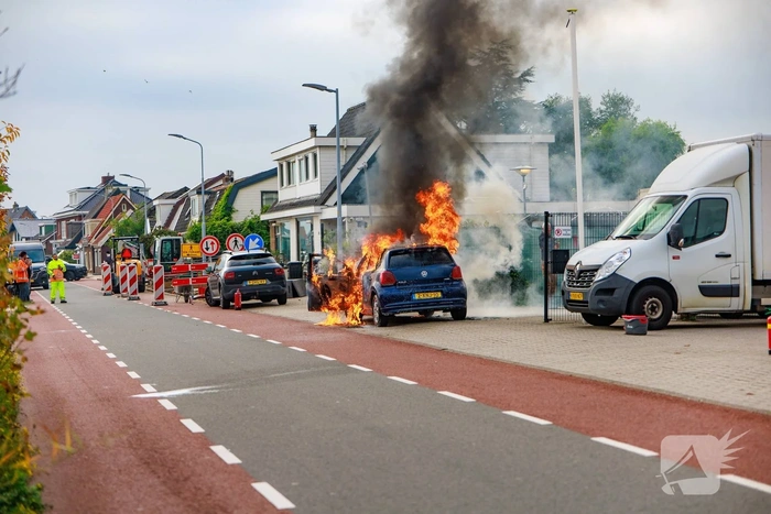 Brand in auto zorgt voor verkeershinder