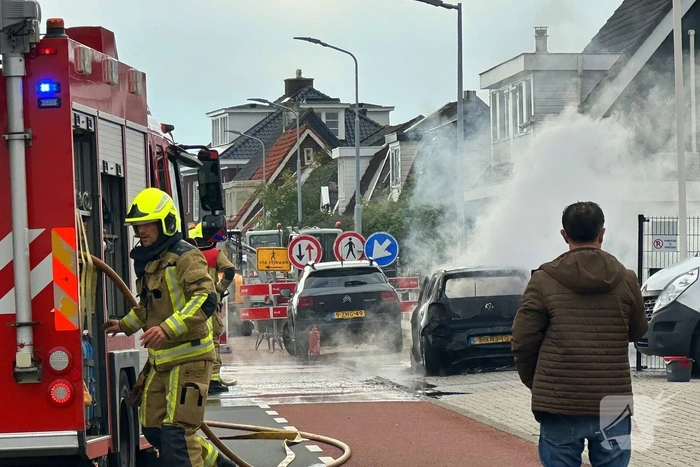 Brand in auto zorgt voor verkeershinder