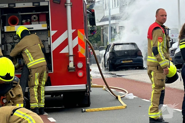 Brand in auto zorgt voor verkeershinder