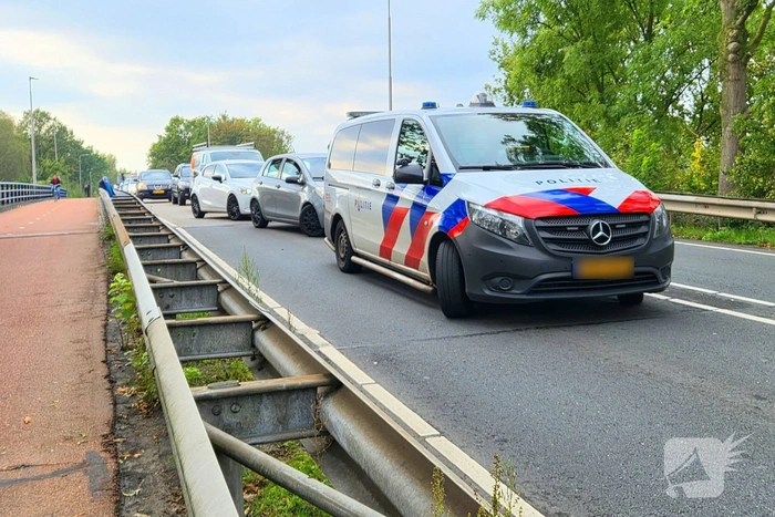 Ongeval tussen auto en bestelbus