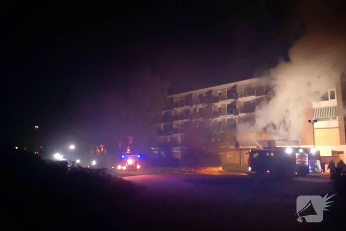 Middelbrand in woning vraagt om snelle inzet