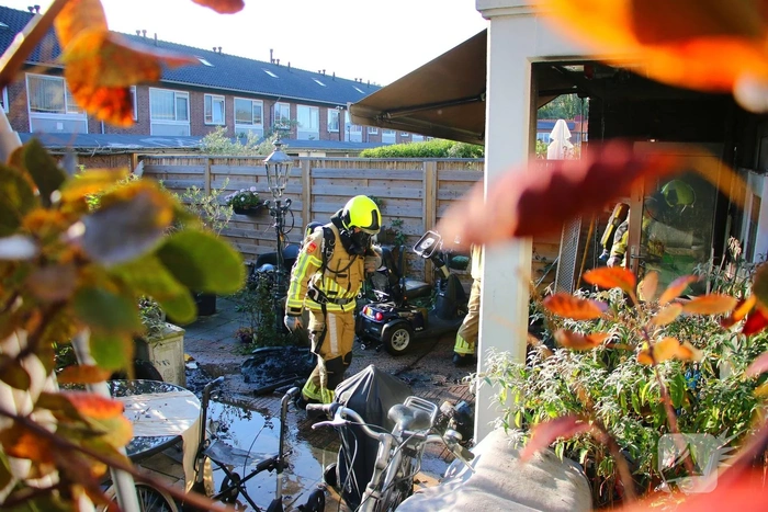 Explosie in achtertuin na vergeten sigaret