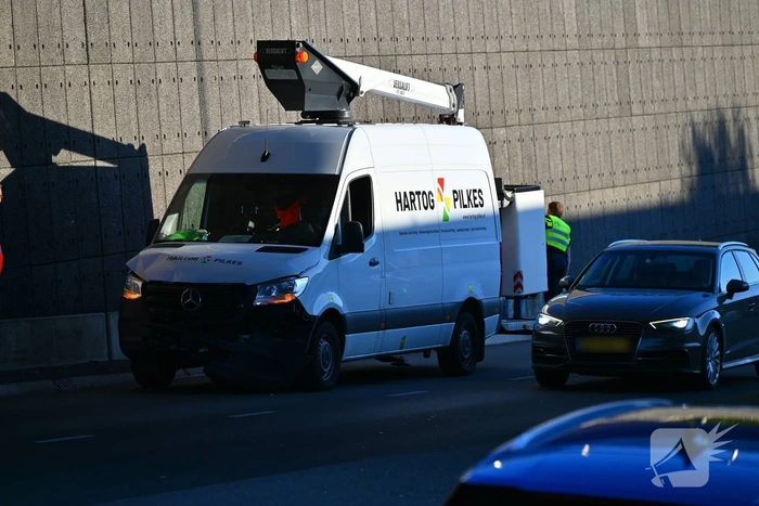 Voertuigen van zelfde bedrijf botsen