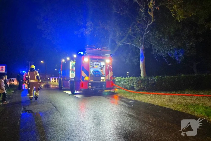 Brandweer ingezet vanwege brand in rietenkap