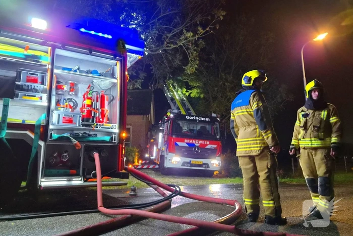 Brandweer ingezet vanwege brand in rietenkap