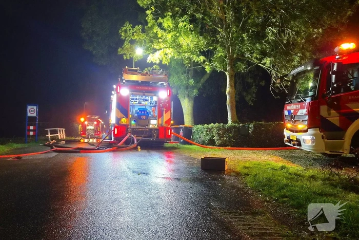 Brandweer ingezet vanwege brand in rietenkap