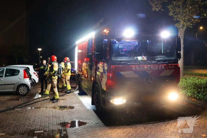 Explosie vernielt voordeur broodjeszaak