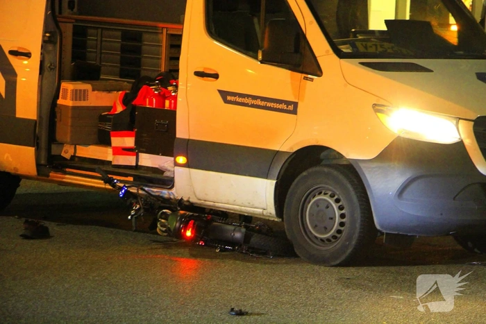 Man op fatbike ernstig gewond bij aanrijding met bestelbus