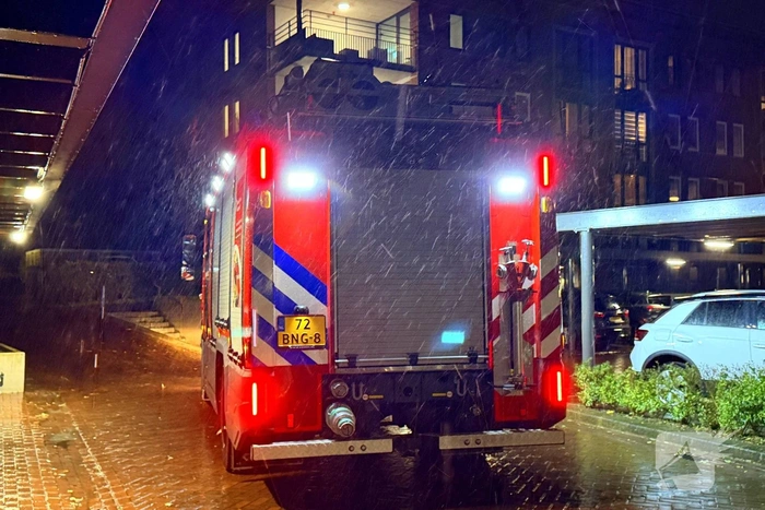 Rookontwikkeling door brand in fietsenstalling