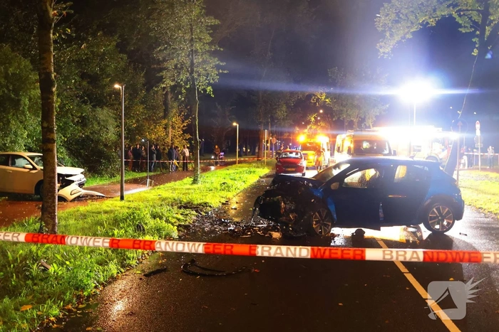 Frontale aanrijding veroorzaakt gewonden