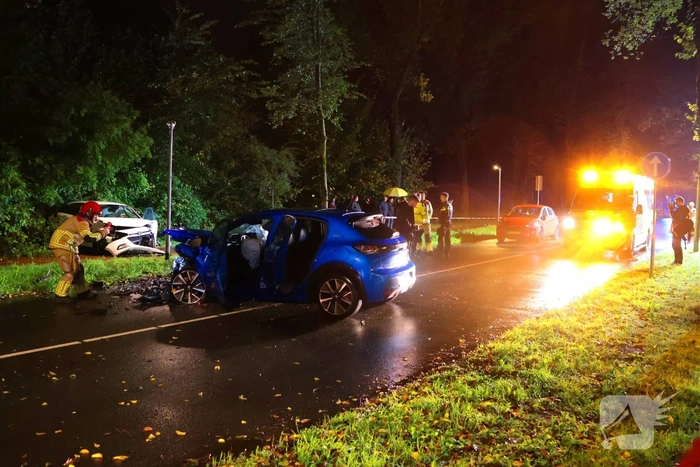 Frontale aanrijding veroorzaakt gewonden