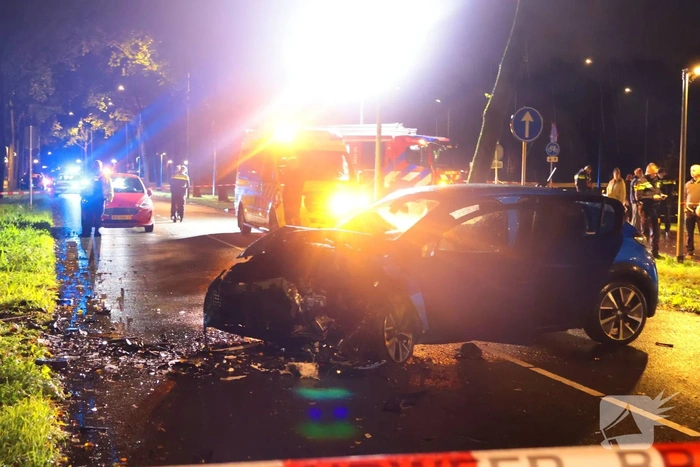 Frontale aanrijding veroorzaakt gewonden