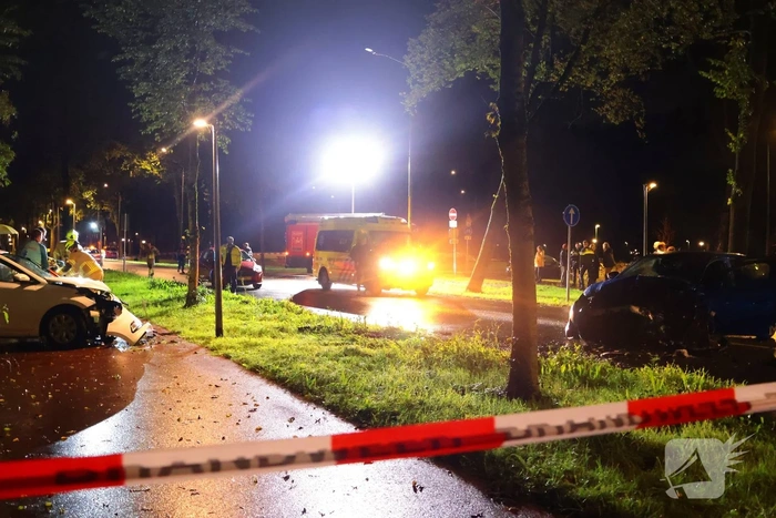 Frontale aanrijding veroorzaakt gewonden