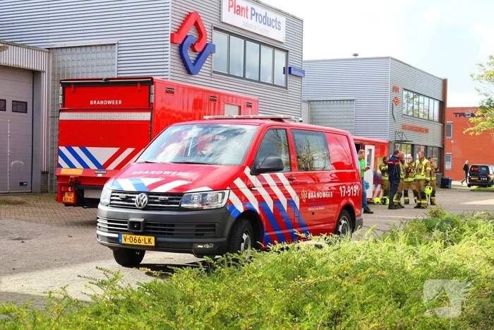 Groothandel verwoest door grote brand tijdens storm