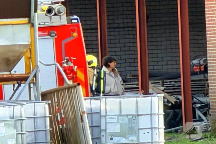 Brand in boerenschuur met landbouwmachines