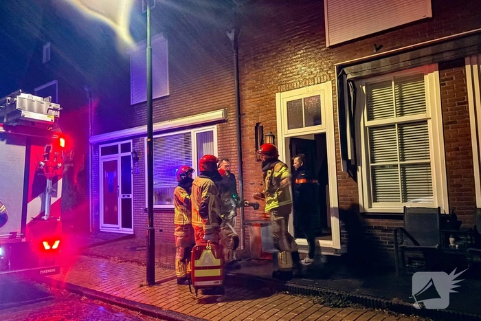 Woningbrand leidt tot ontruiming