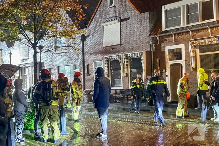 Woningbrand leidt tot ontruiming