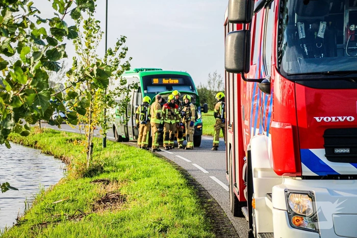 Brand onder lijnbus