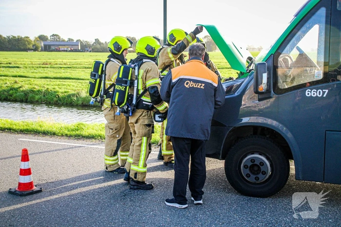 Brand onder lijnbus