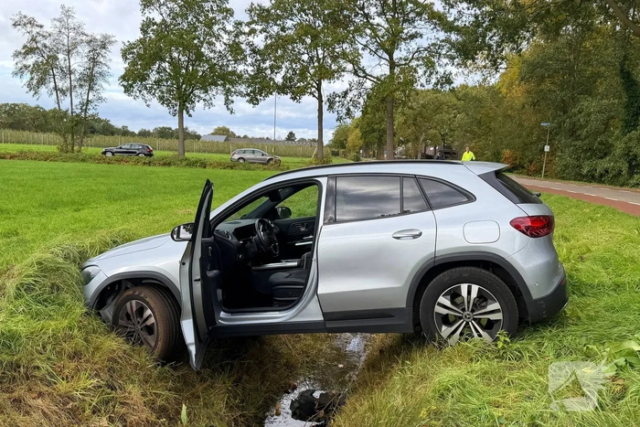 Ongeval zorgt voor hulpdiensten en lichte verwondingen