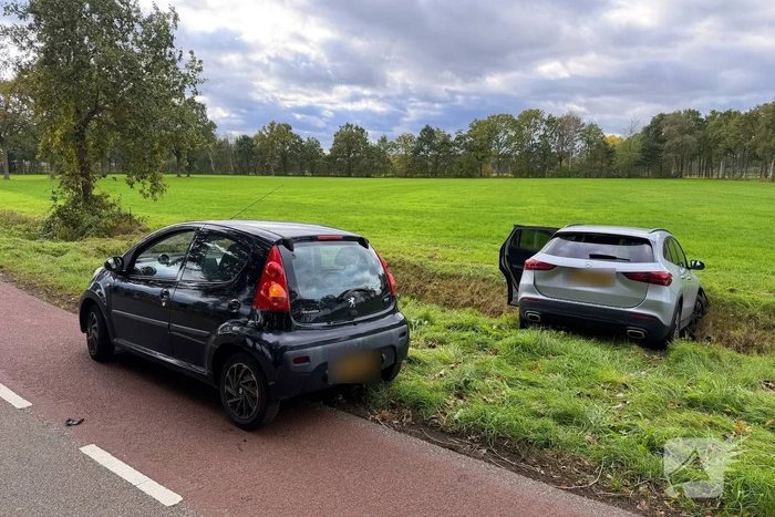 Ongeval zorgt voor hulpdiensten en lichte verwondingen
