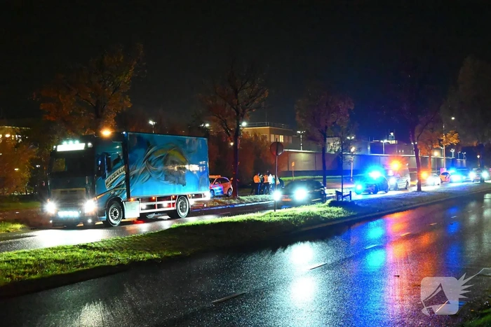 Bestuurder vrachtwagen aangehouden na aanrijding